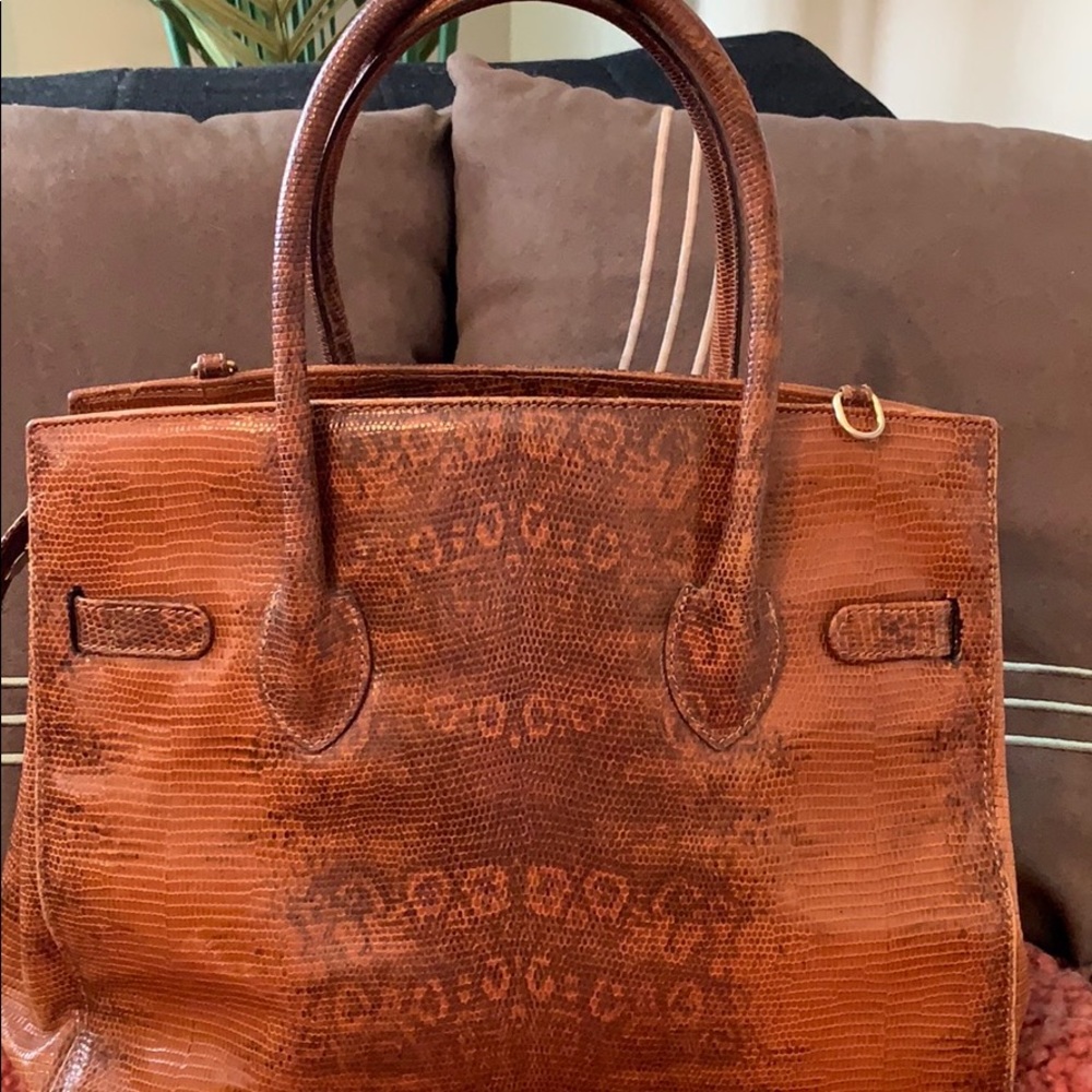 Handbag - Picture 2 of 3